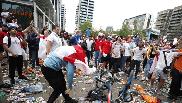 Fans gather for Italy v England - Wembley Stadium, London, Britain - July 11, 2021 - Sputnik International