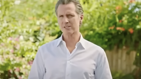 Gavin Newsom's Ron DeSantis Attack Ad - Sputnik International
