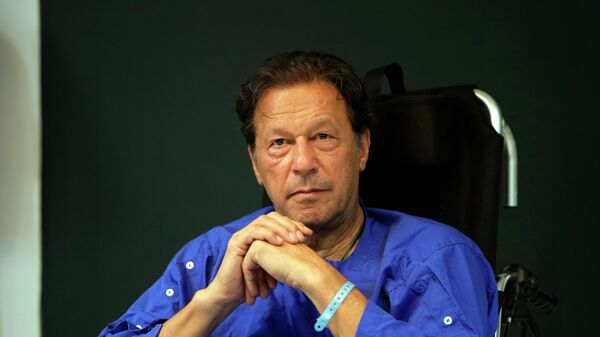 Former Pakistani Prime Minister Imran Khan speaks during a news conference in Shaukat Khanum hospital, where is being treated for a gunshot wound in Lahore, Pakistan, on Nov. 4, 2022. - Sputnik International