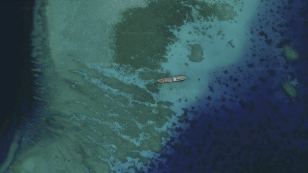 The Philippine transport ship RMS Sierra Madre deliberately grounded on Second Thomas Shoal in the South China Sea - Sputnik International