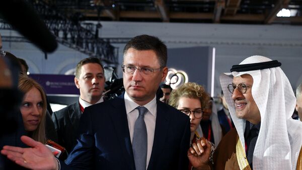Russian Deputy Prime Minister Alexander Novak and Saudi Energy Minister, Prince Abdulaziz bin Salman al-Saud attend the 2023 Russian Energy Week international forum at the Manezh Central Exhibition Hall in Moscow, Russia - Sputnik International