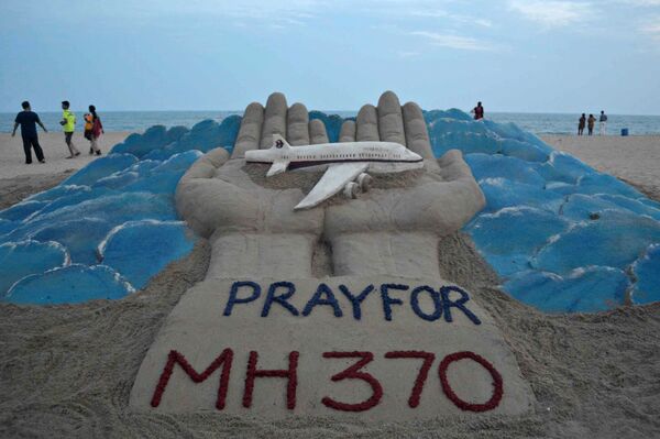 Aviation Expert Claims New MH370 Search Op 'Possible' as He 'Pinpoints' Exact Crash Location Aviation Expert Claims New MH370 Search Op 'Possible' as He 'Pinpoints' Exact Crash Location - Sputnik International