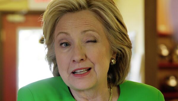The Bill, Hillary and Chelsea Clinton Foundation will continue to accept donations from a limited group of foreign countries - mainly from six nations in particular - despite the fact that Hillary Clinton has officially announced her bid for the US presidency. - Sputnik International