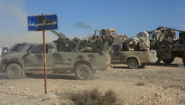Syrian government army soldiers and militia are on the fringes of terrorist-held town of Al-Karyatein. (File) - Sputnik International