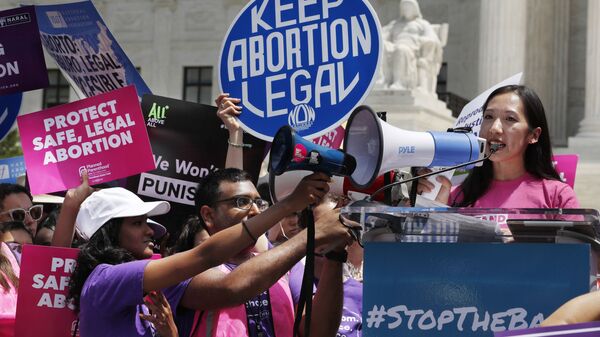President of Planned Parenthood Leana Wen speaks during a protest against abortion bans - Sputnik International