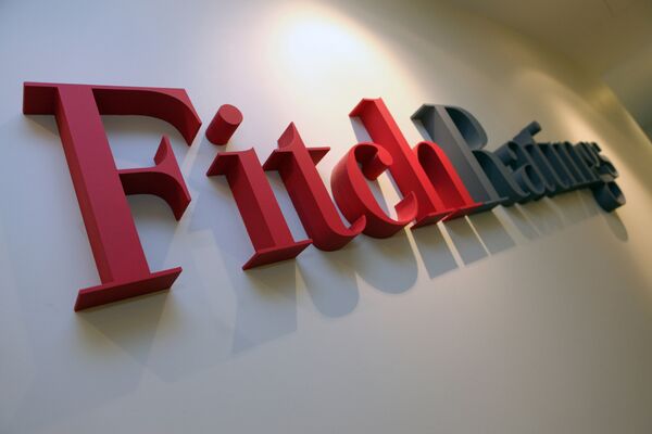 Fitch Affirms BBB Rating for Russia, Outlook Negative - Sputnik International