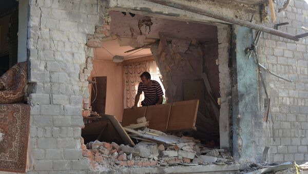 Ukrainian eastern cities have been the targets of attacks since mid-April after Ukrainian authorities launched a military operation to suppress a growing independence movement in the region - Sputnik International
