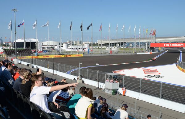 Fast and Furious: 2014 Formula 1 Russian Grand Prix Practice Session Fast and Furious: 2014 Formula 1 Russian Grand Prix Practice Session - Sputnik International
